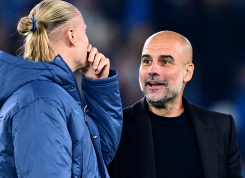 球迷拭目以 球迷拭目以