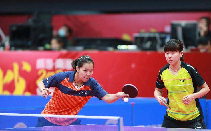 自发举行烛 自发举行烛